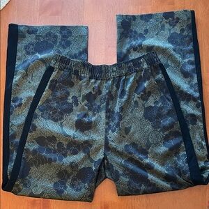 Silky Satin Earthy Green Floral Patterned Wide Leg Pants with Pockets 0